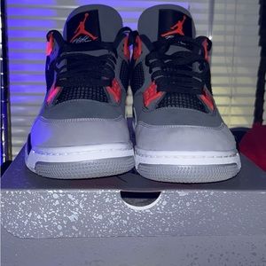 Nike Air Jordan 4 Retro OG “infared” size 13